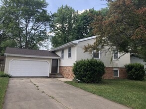 Building Photo - 1721 Gregory St