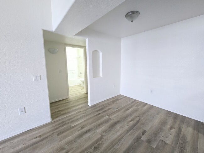 Foto del edificio - 3318 N Decatur Blvd