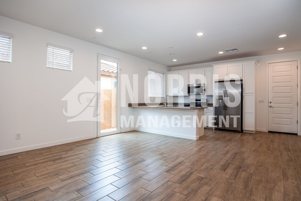 Primary Photo - ONE MONTH FREE!!! Beautiful New Home Offer...