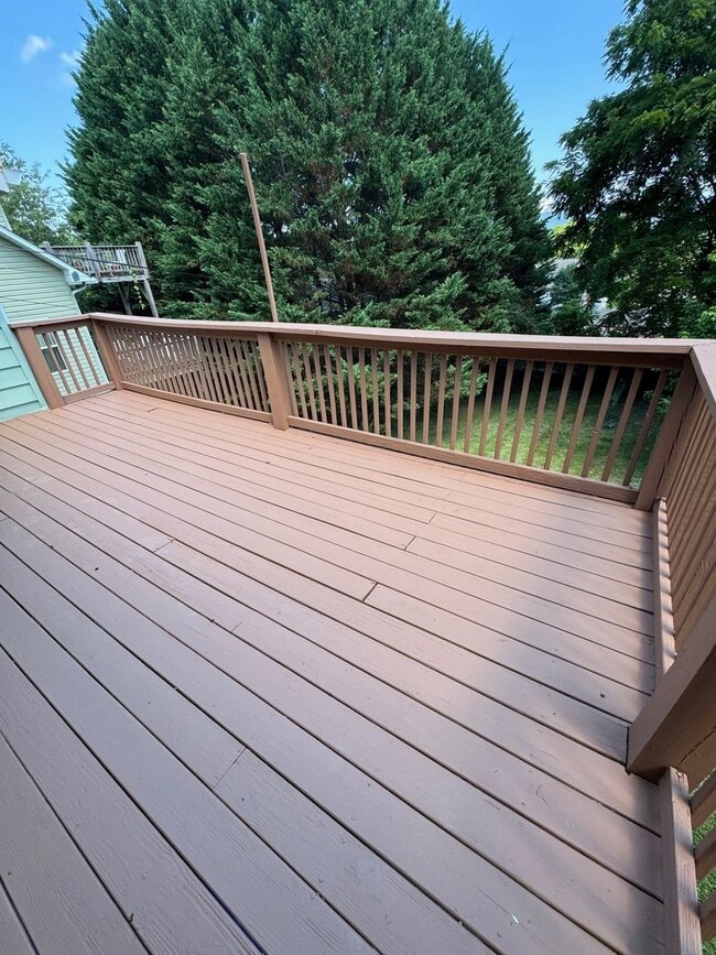 Building Photo - Oakley - Bungalow with Mountain Views!