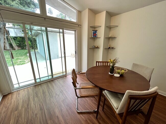 Building Photo - 4750 Santa Lucia Dr