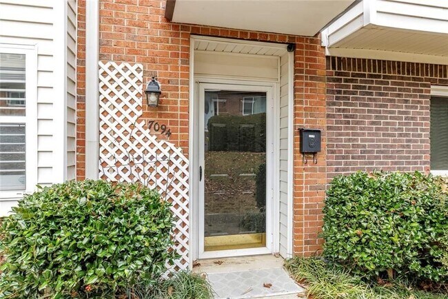 Foto del edificio - 7094 Stonington Dr NE