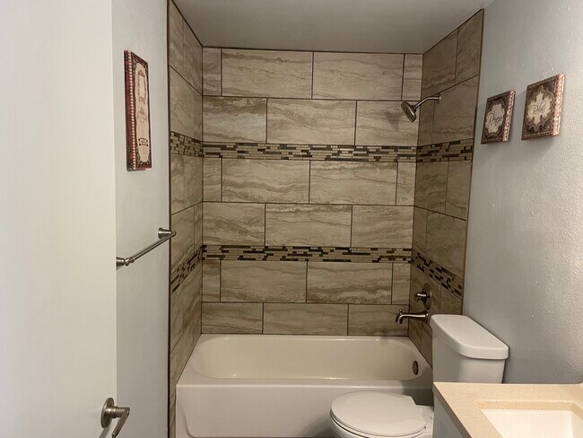 Building Photo - 201 Barrow St