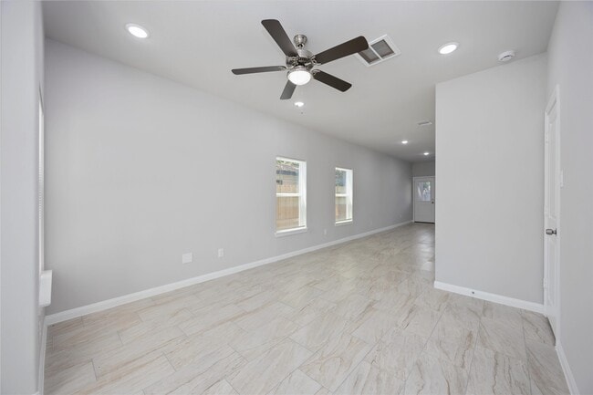 Building Photo - 7987 Chateau St
