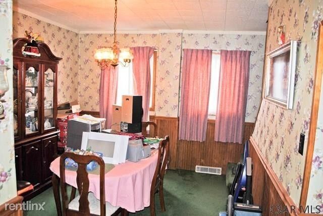 Foto del edificio - 4 br, 1.5 bath House - 1165 Ridge Ave
