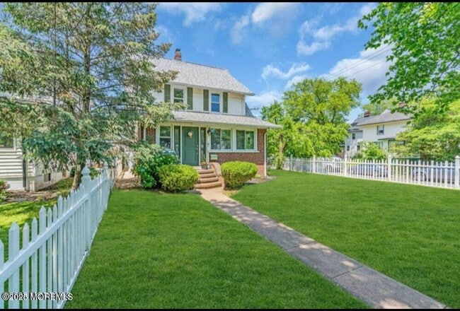 Foto del edificio - 208 E Bergen Pl