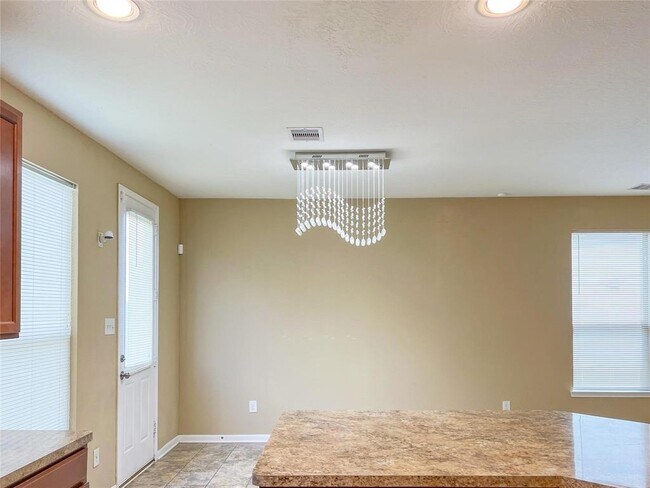 Building Photo - 18929 Porchlight Ct