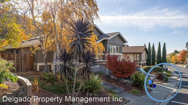 Building Photo - 4 br, 3 bath House - 822 Rose Drive