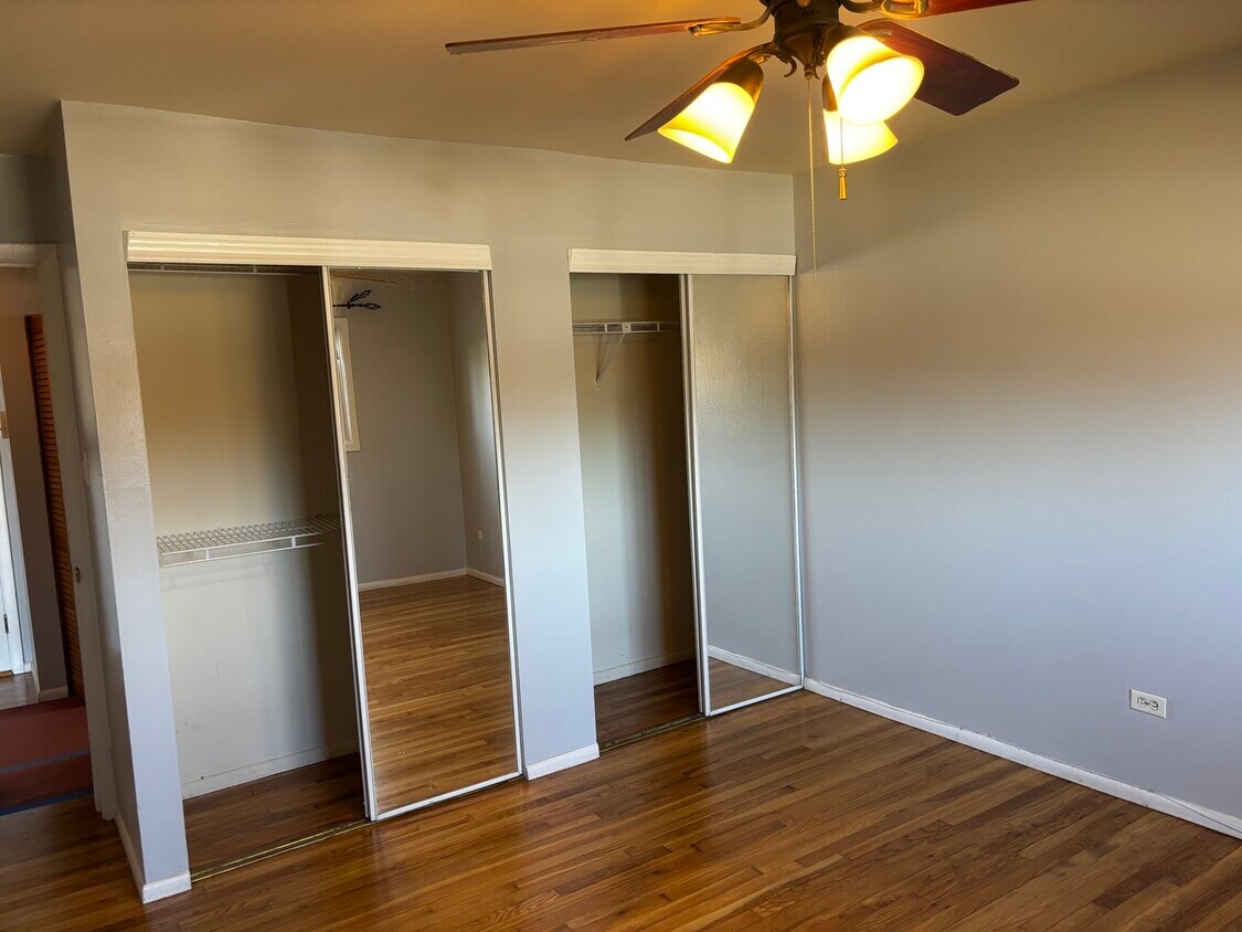 Foto del edificio - 8856 Northshore Dr