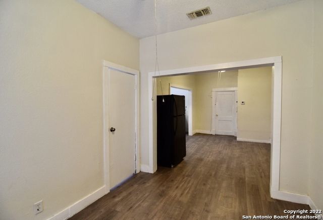 Foto del edificio - 210 PRINCETON AVE