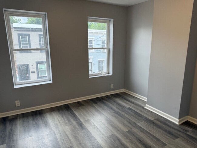 Building Photo - Anika Homes 3 Bedroom