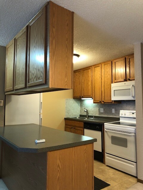 Foto del edificio - 4680 Tower St SE
