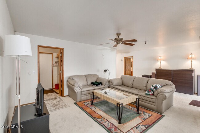 Foto del edificio - 3739 S Siesta Ln