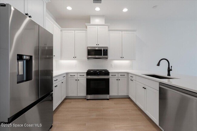 Foto del edificio - 7794 Cache Crk Ln