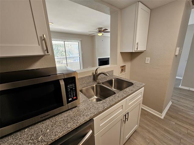 Foto del edificio - 7431 Holly Hill Dr