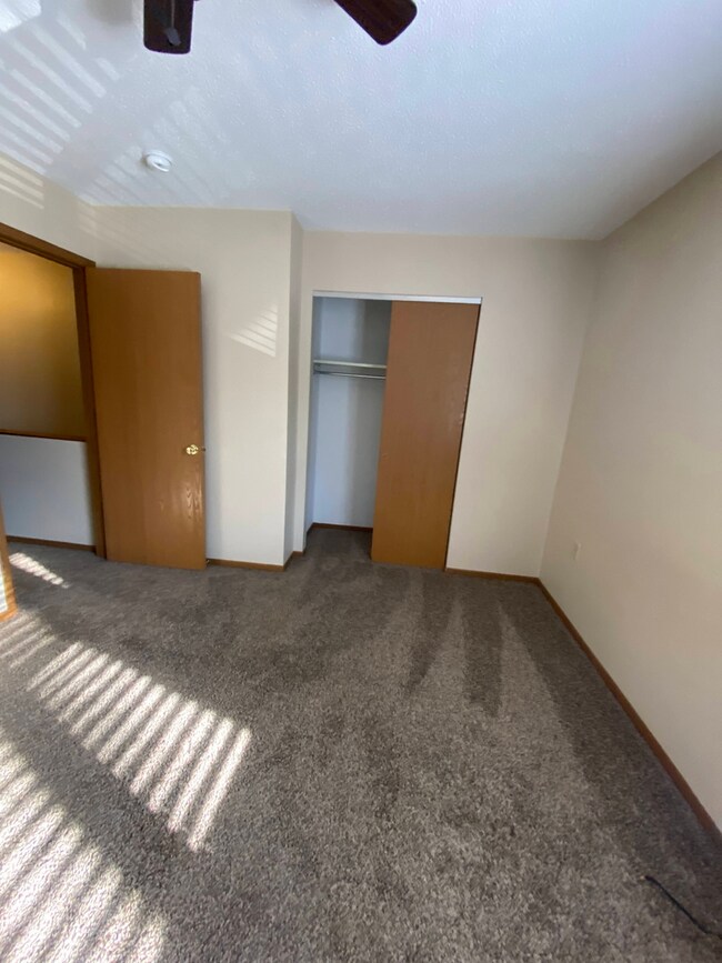 2 br, 1.5 bath House 7 Dubois House Rental in Washington, MO