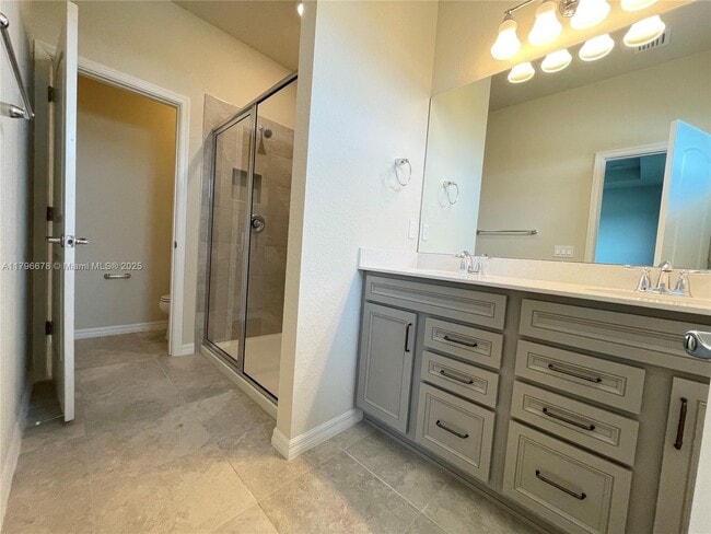 Building Photo - 2151 Appleton Cir S