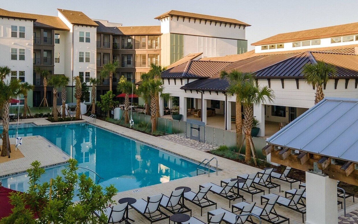 Mariblu Hunters Creek Apartments in Kissimmee, FL