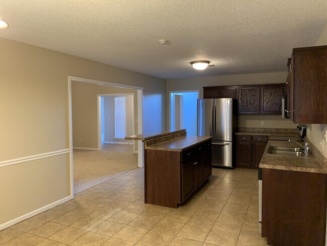 Building Photo - 46 Cobblestone Dr