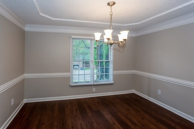 Foto del edificio - 7375 Ashley Oaks Dr