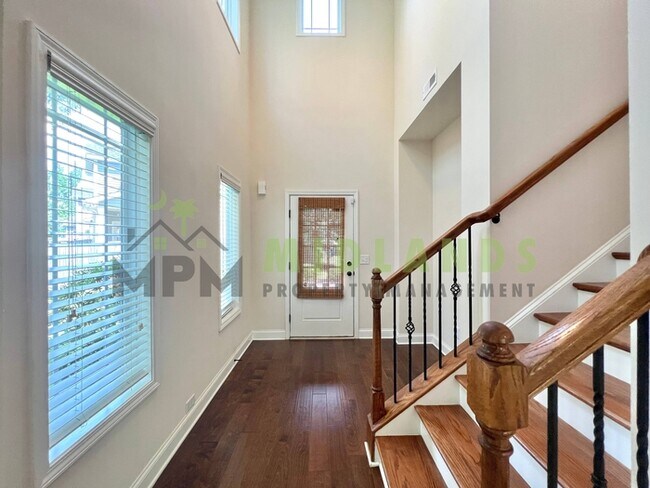 Foto del edificio - 248 Cherokee Pond Ct