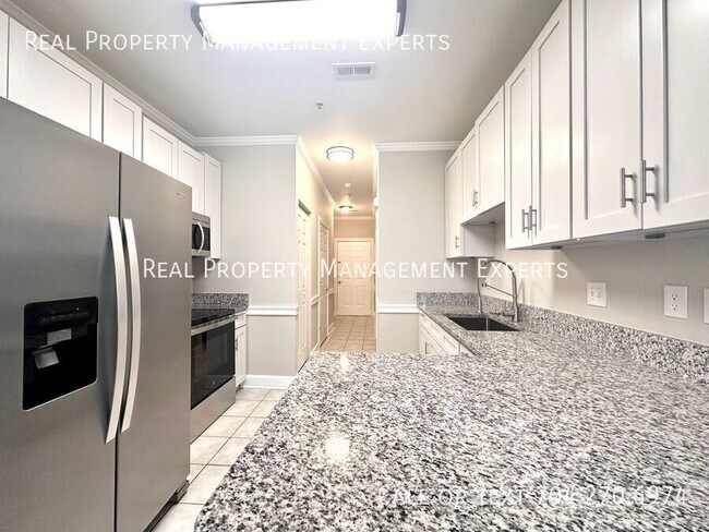 Foto del edificio - 8745 Coralbell Ln