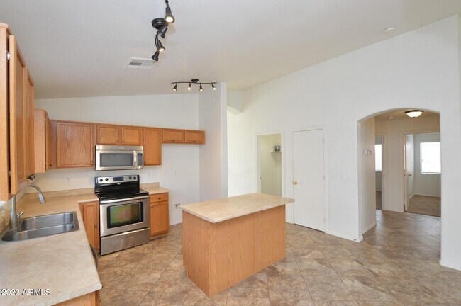 Building Photo - 3176 W Allens Peak Dr