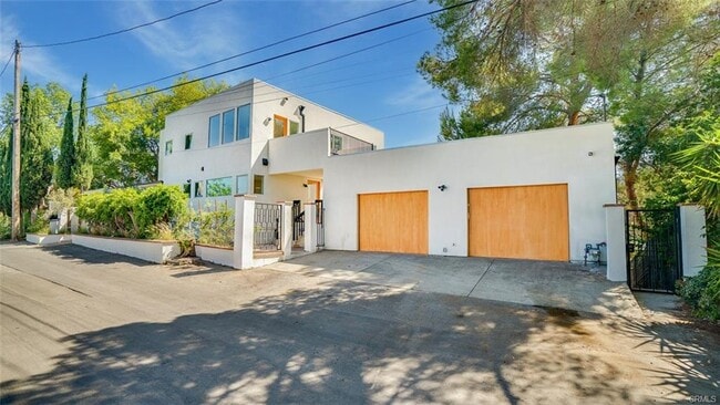 Foto del edificio - 854 W Avenue 37