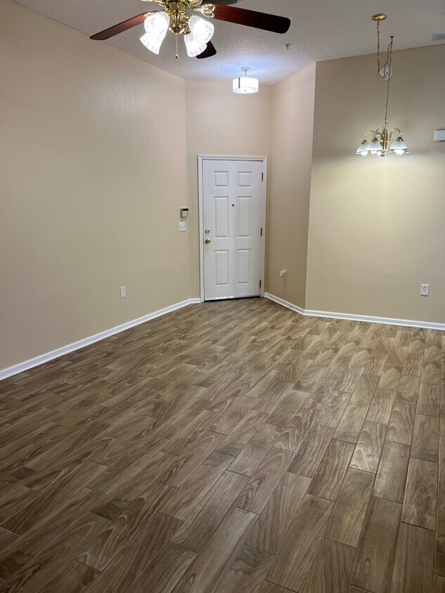 Dining/Living Room - 6081 Maggies Circle