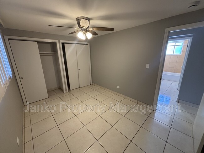 Building Photo - 3406 Warren Ave