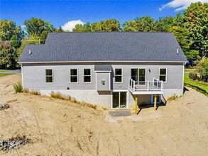 Building Photo - 1119 Wall Rd