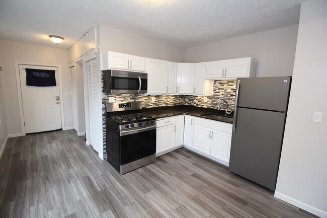 Foto del edificio - 2562 W 10th St