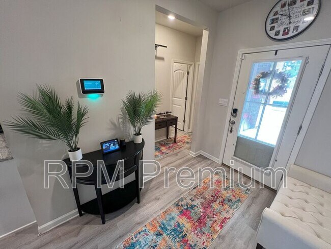 Foto del edificio - 16119 Loussier Dr