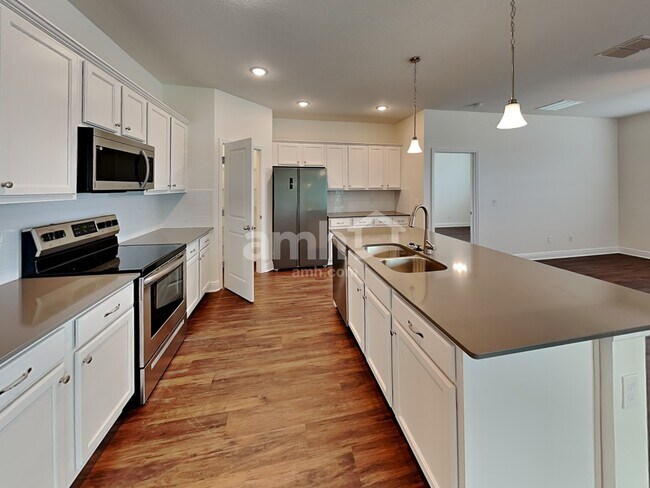 Foto del edificio - 2861 Ponds Trl