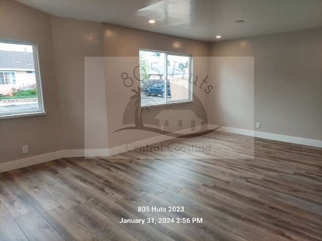 Building Photo - 2351 Lexington Ave