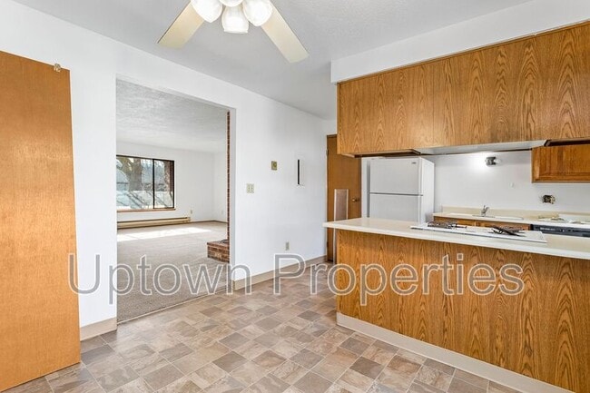 Building Photo - 5660 SW 180th Ave