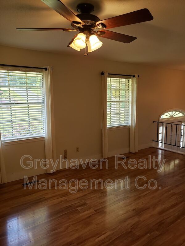 Foto del edificio - 7111 E Brainerd Rd