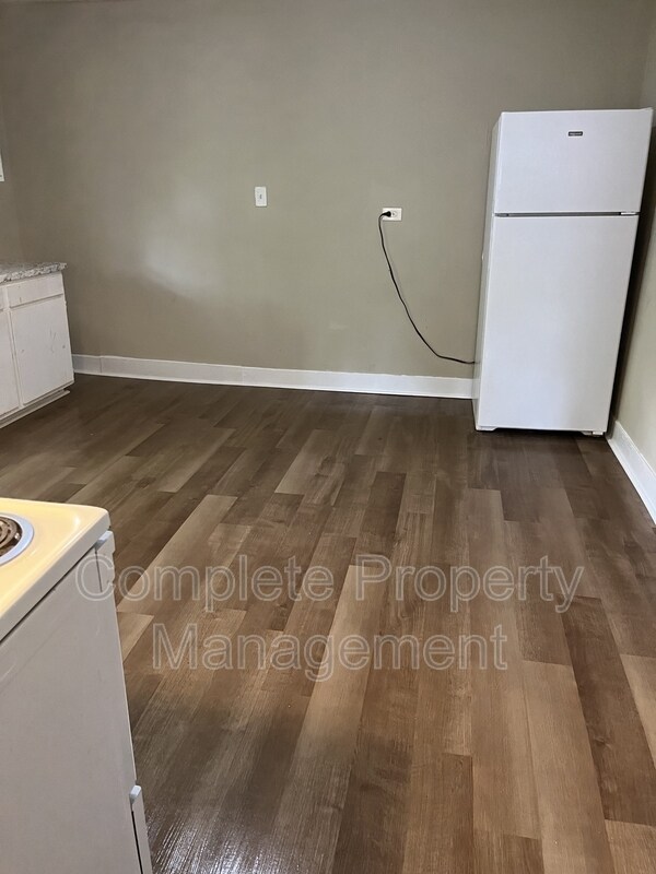 Foto del edificio - 4341 44th Ave N