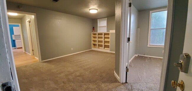 Foto del edificio - 511 W Sycamore St