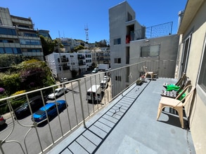 Building Photo - 30 Corwin St