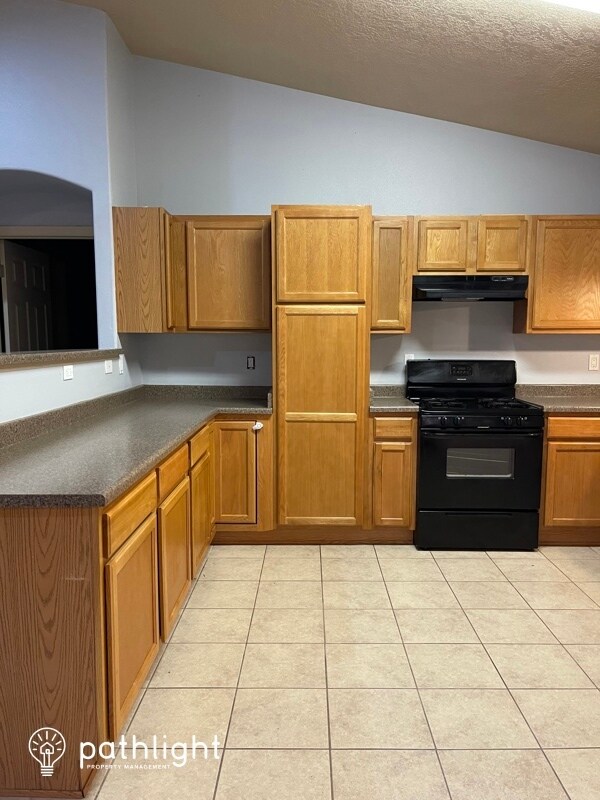 Building Photo - 1861 Camino Rustica SW