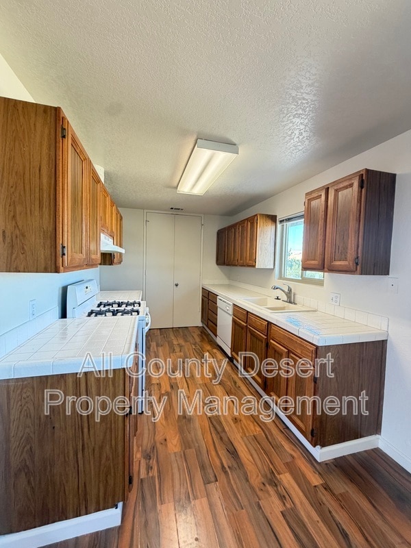 Foto del edificio - 31520 Landau Blvd