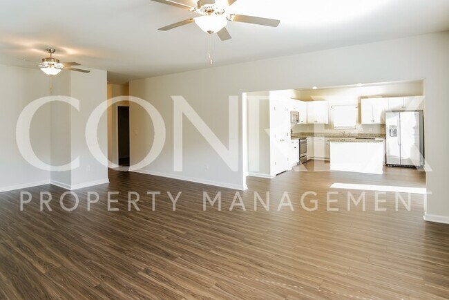 Building Photo - Beautiful 3 Bedroom Ranch