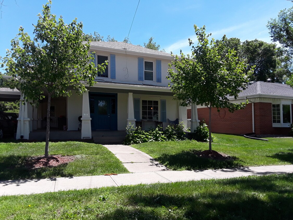 914 S Dubuque St, Iowa City, IA 52240 House Rental in Iowa City, IA