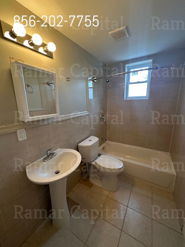 Building Photo - 2 Bedroom - Move in ready unit - Available...