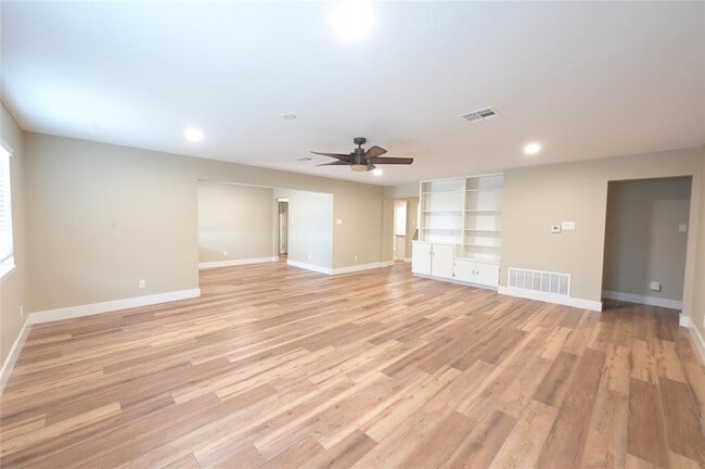 Foto del edificio - 2106 S Colorado St