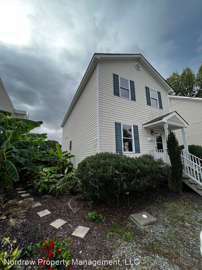 Building Photo - 4 br, 2.5 bath House - 1511 Williamsburg Road