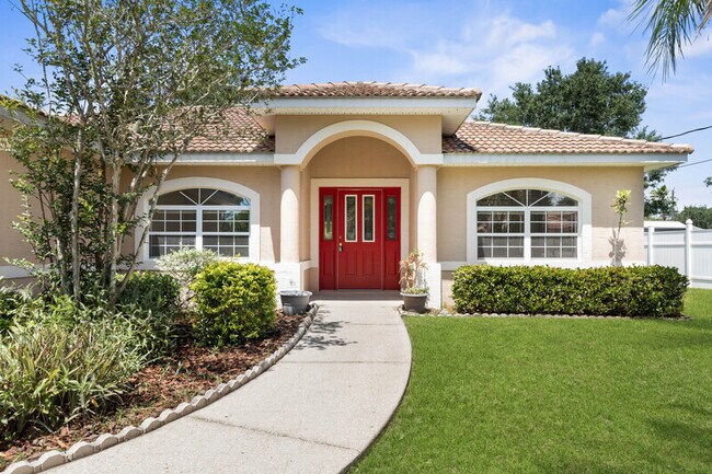 Building Photo - 22 Rocking Horse Dr