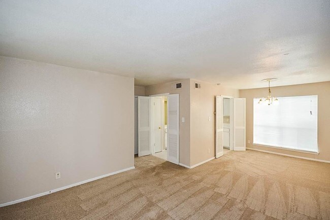 Foto del edificio - 6200 W Tidwell Rd
