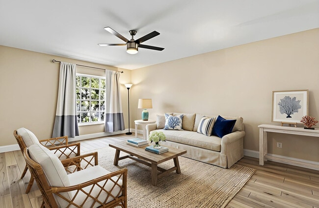 Building Photo - 2270 NE 68th St